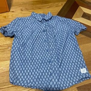 Button up dress shirt blue and white